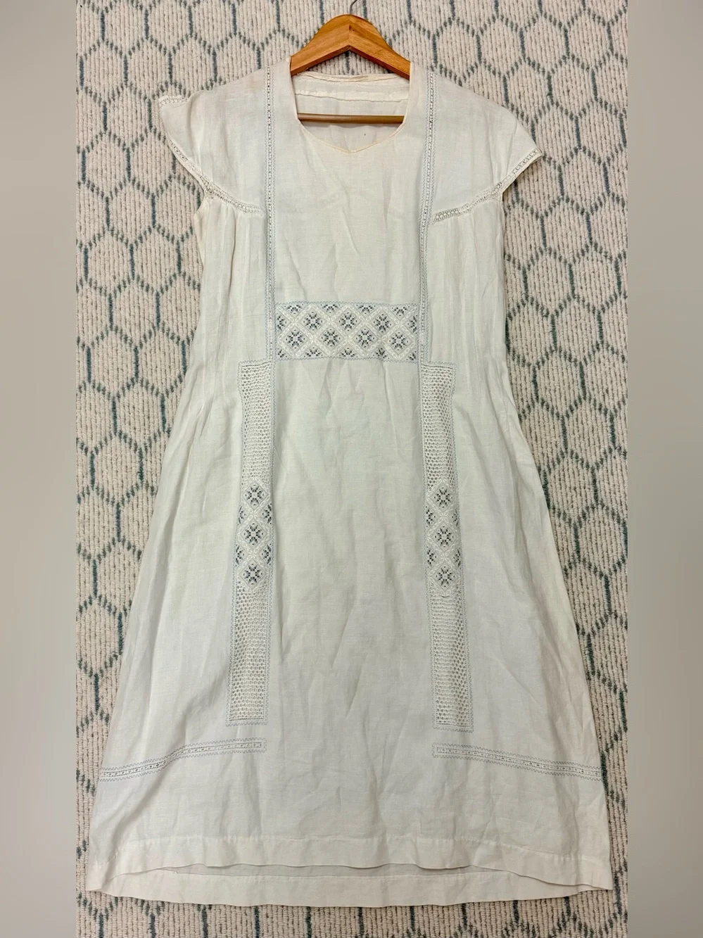 1920’s Antique Hand Embroidered Linen Chevron Lace Cottagecore Cream Lawn Dress - Picture 11 of 16